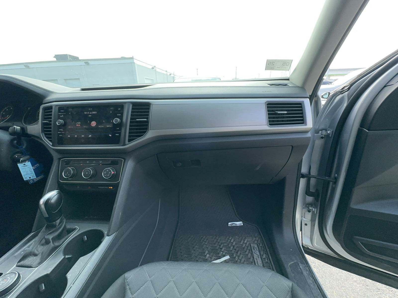 2018 Volkswagen Atlas 3.6L Launch Edition AWD