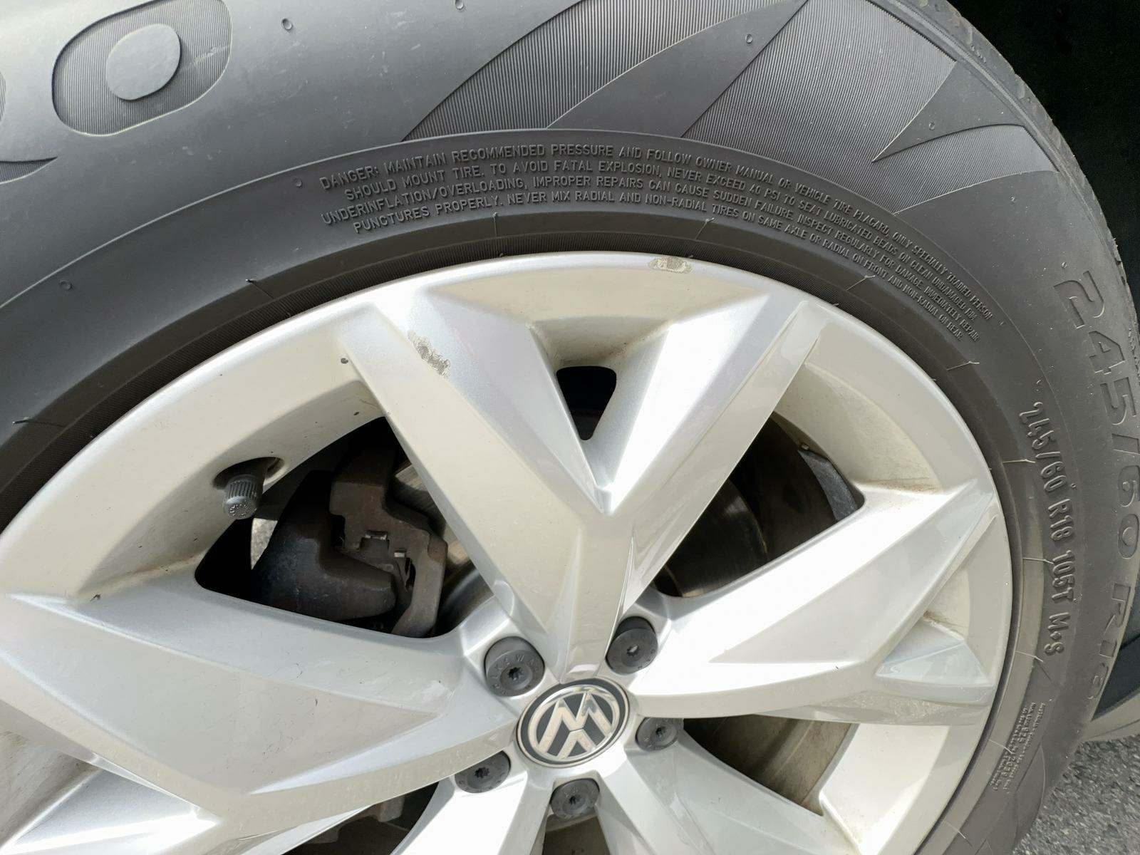 2018 Volkswagen Atlas 3.6L Launch Edition AWD