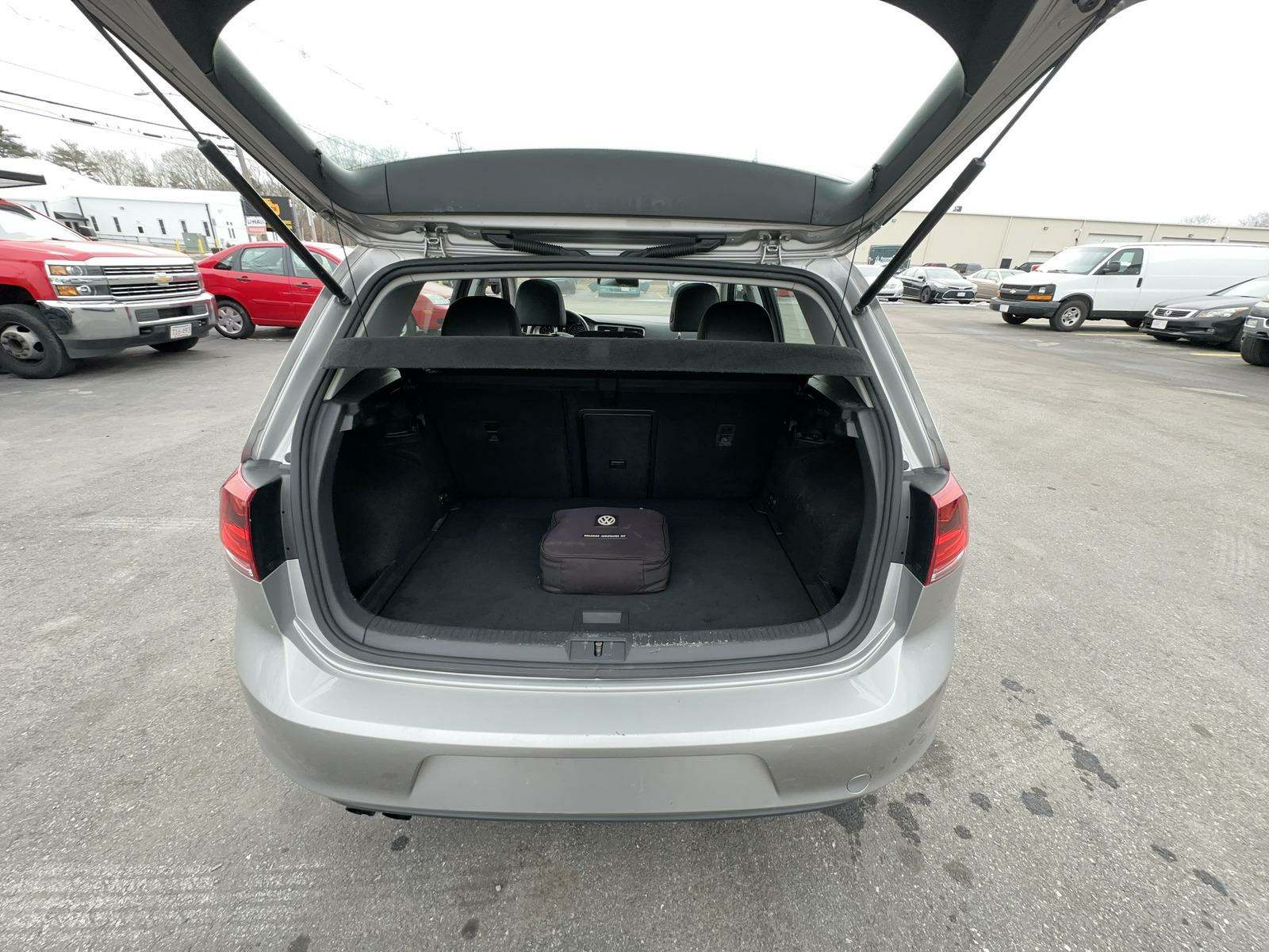 2016 Volkswagen Golf TSI SE FWD