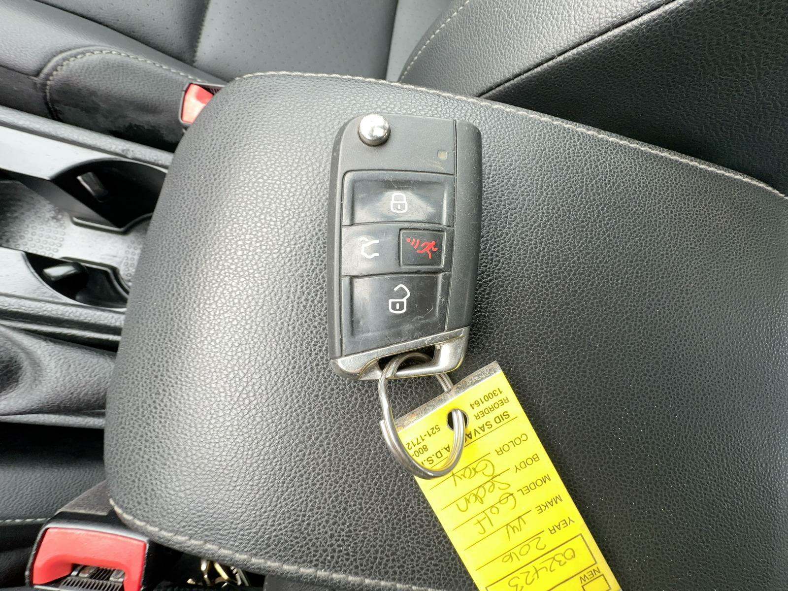 2016 Volkswagen Golf TSI SE FWD