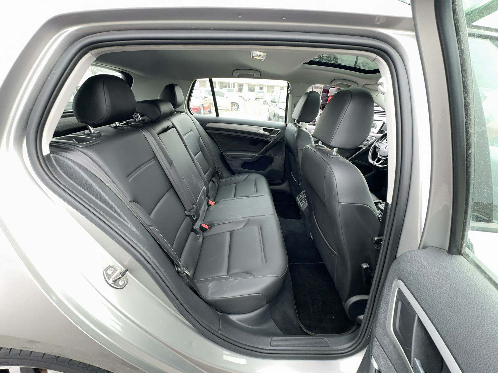 2016 Volkswagen Golf TSI SE FWD