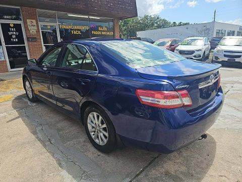 2011 Toyota Camry XLE FWD