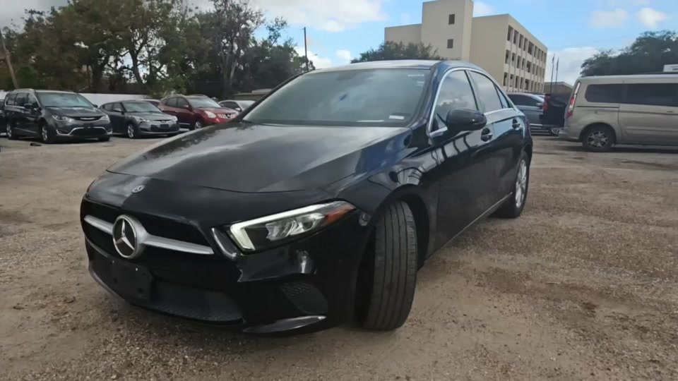 2019 Mercedes-Benz A 220