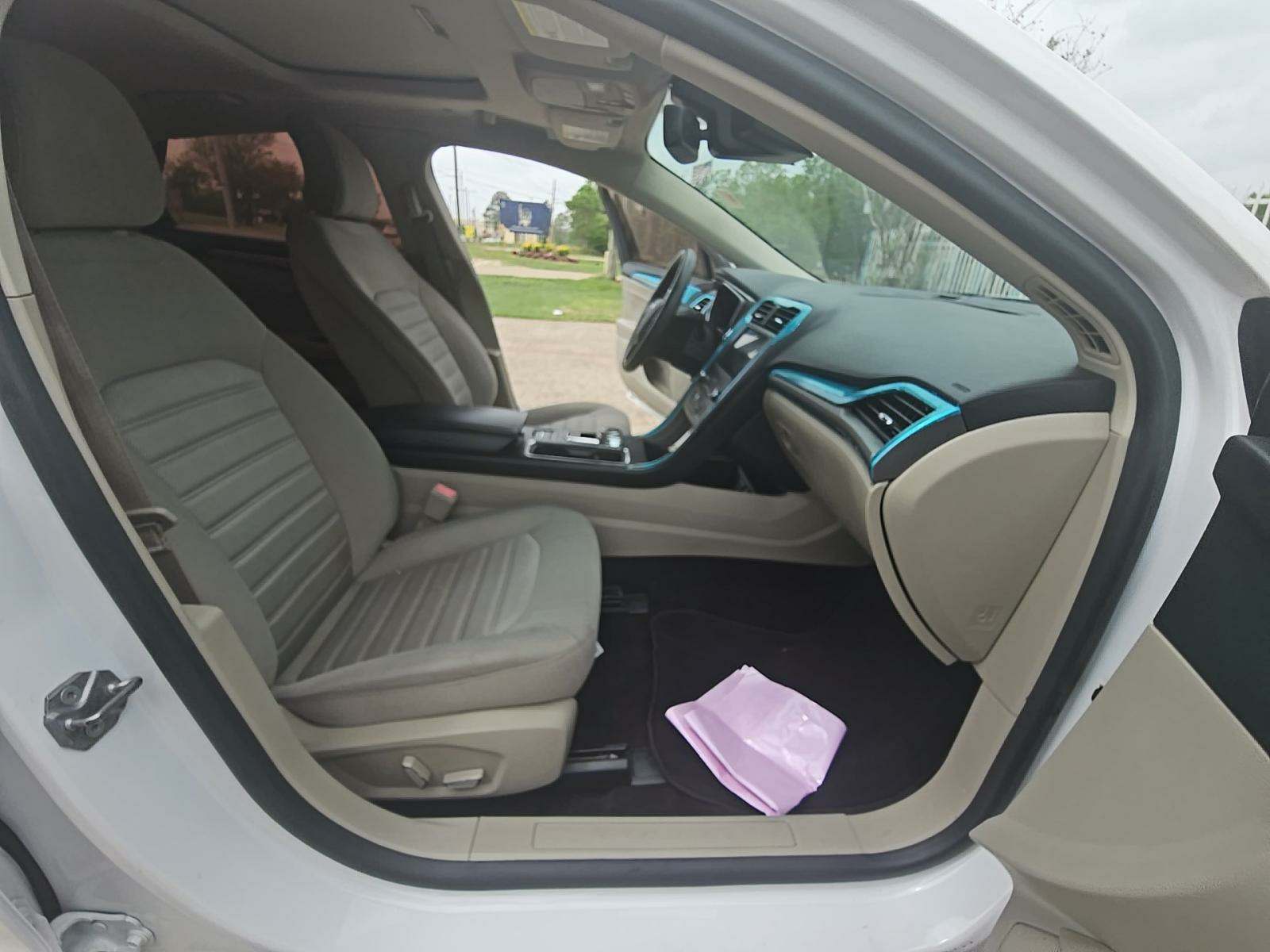 2019 Ford Fusion Hybrid SE FWD