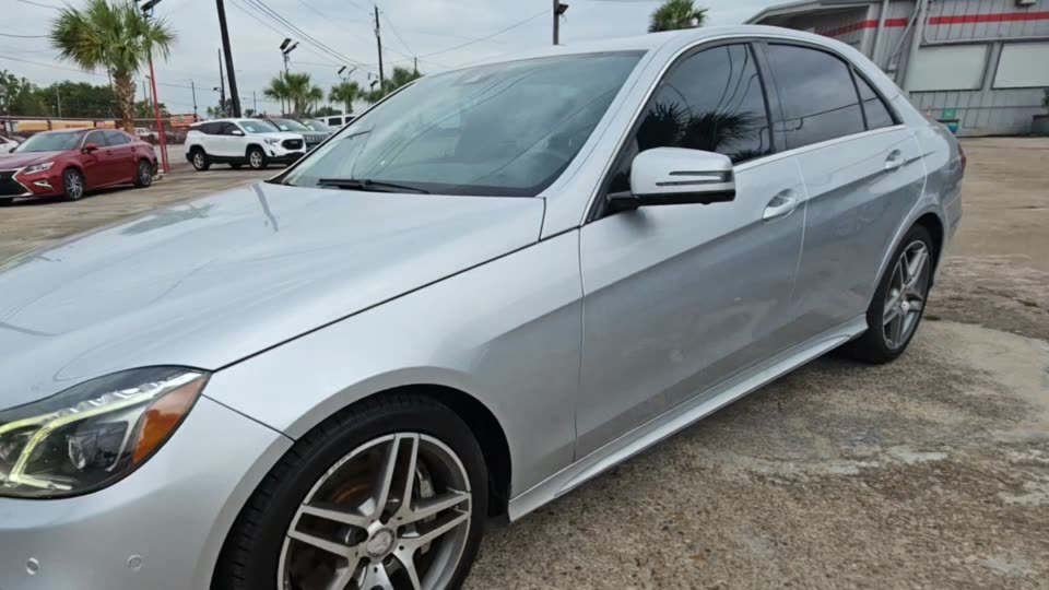 2014 Mercedes-Benz E 550 4MATIC Sedan