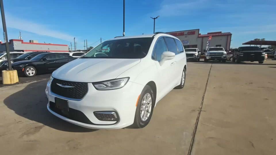 2022 Chrysler Pacifica Touring L 121.6