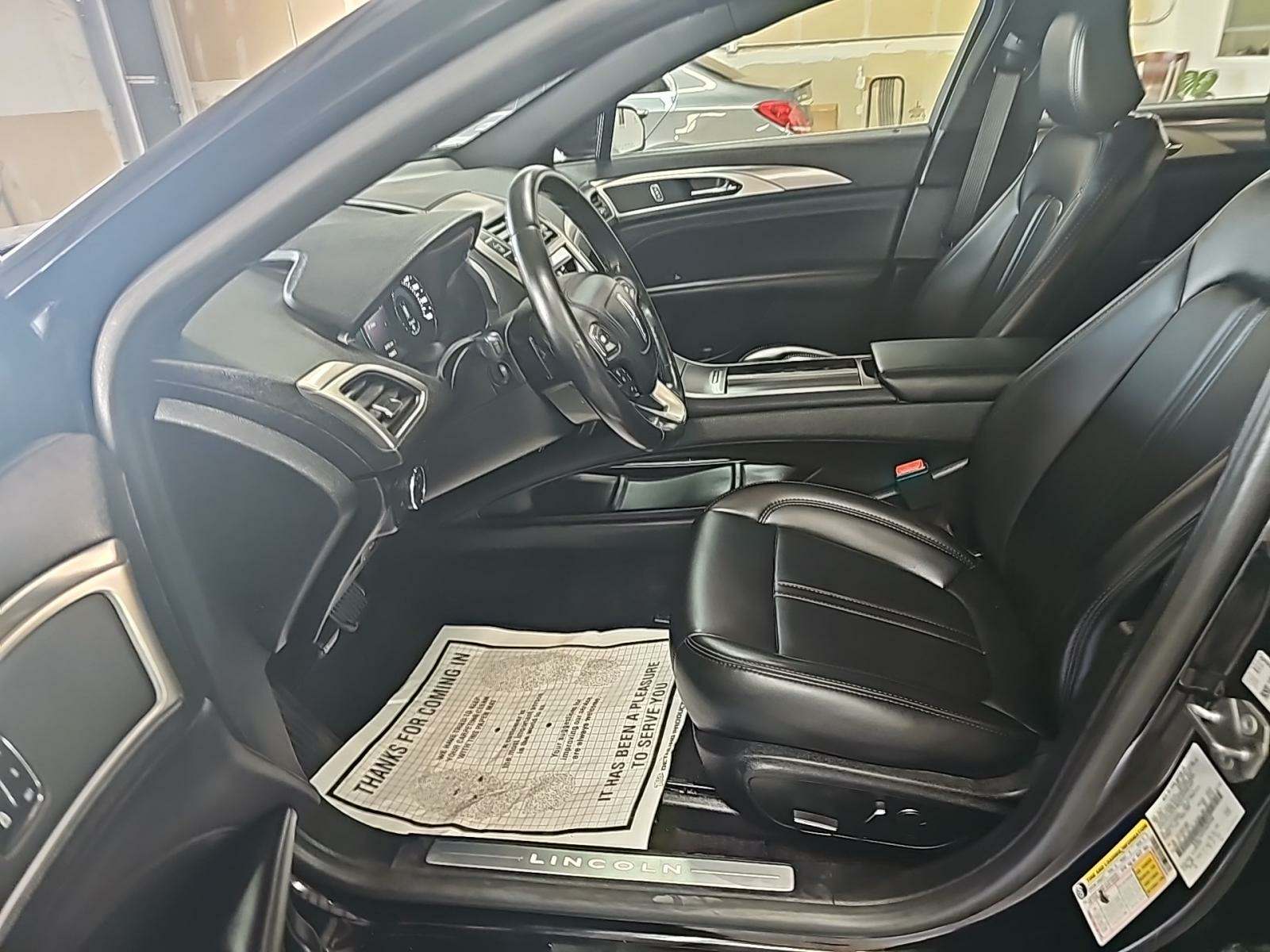 2020 Lincoln MKZ Standard FWD