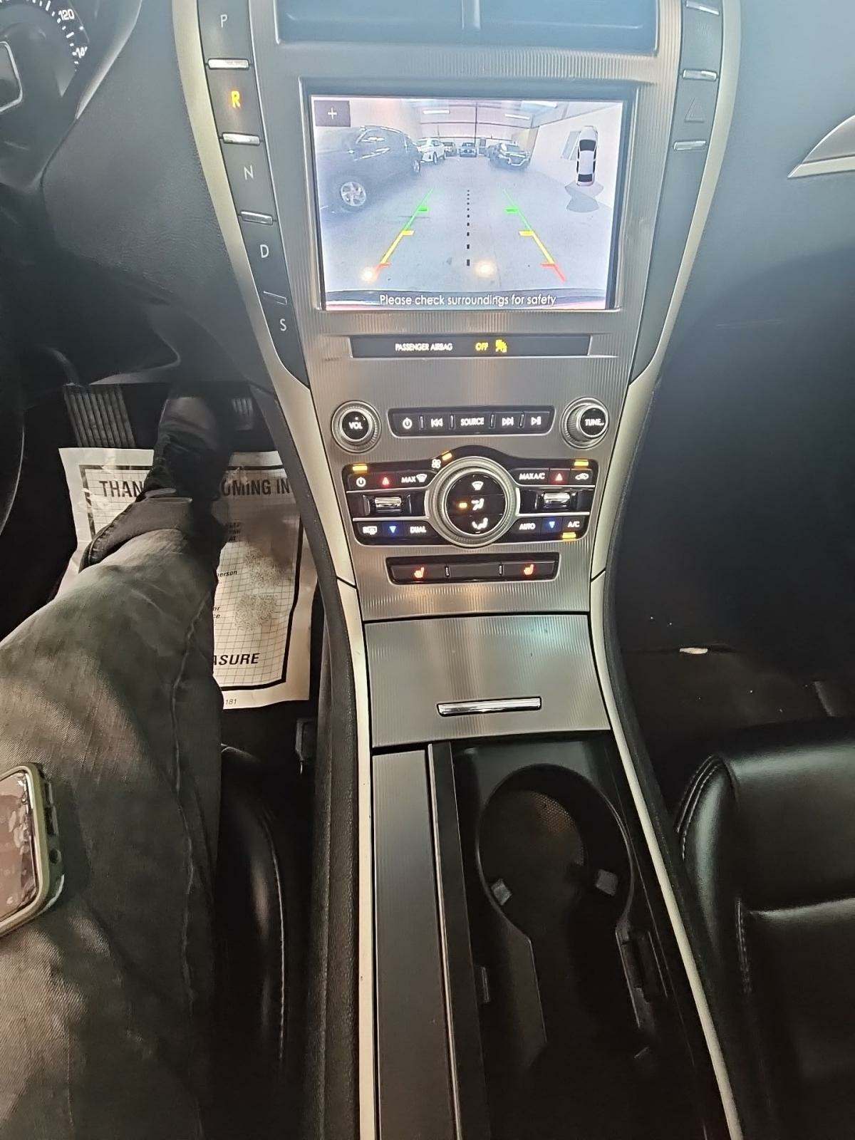 2020 Lincoln MKZ Standard FWD