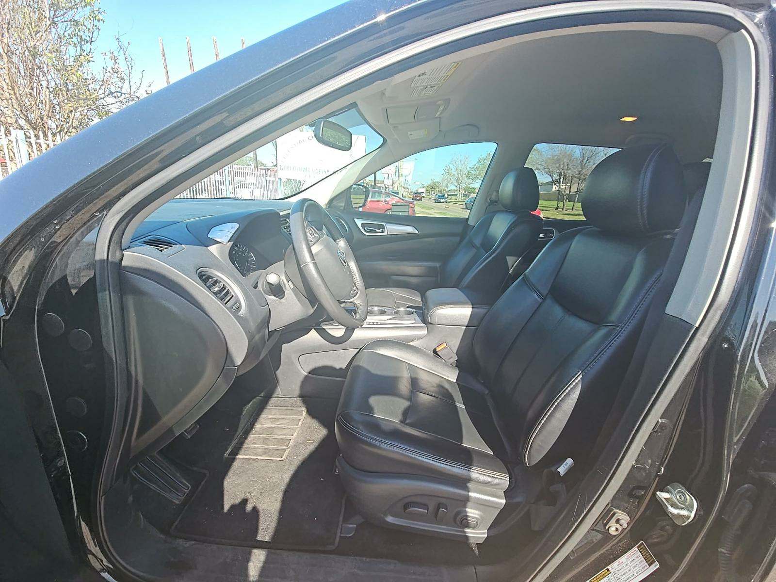 2020 Nissan Pathfinder SL FWD