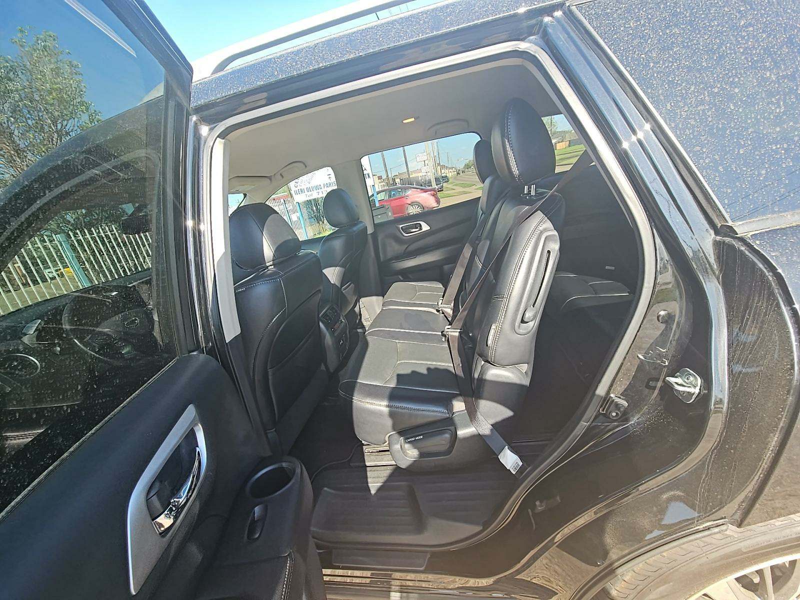 2020 Nissan Pathfinder SL FWD