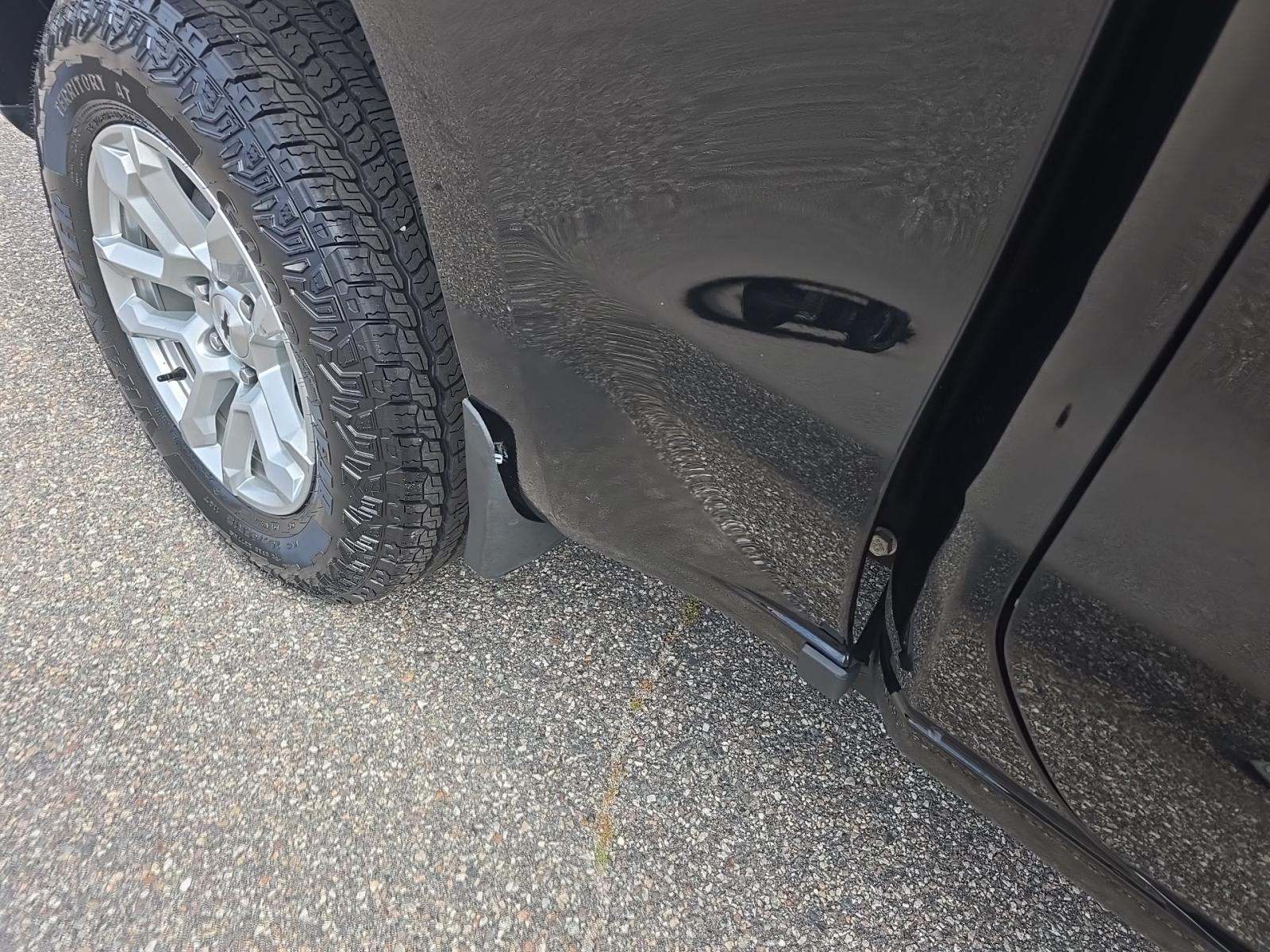2023 Chevrolet Silverado 1500 RST AWD