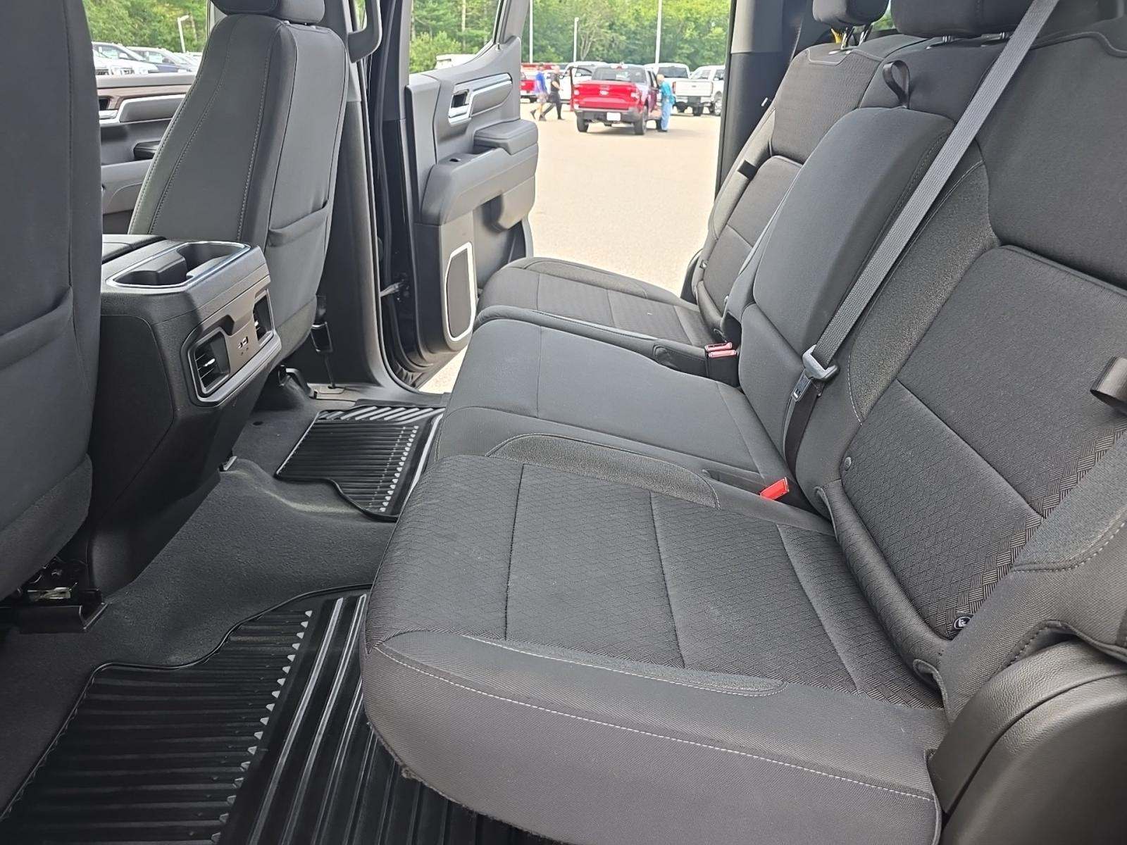2023 Chevrolet Silverado 1500 RST AWD