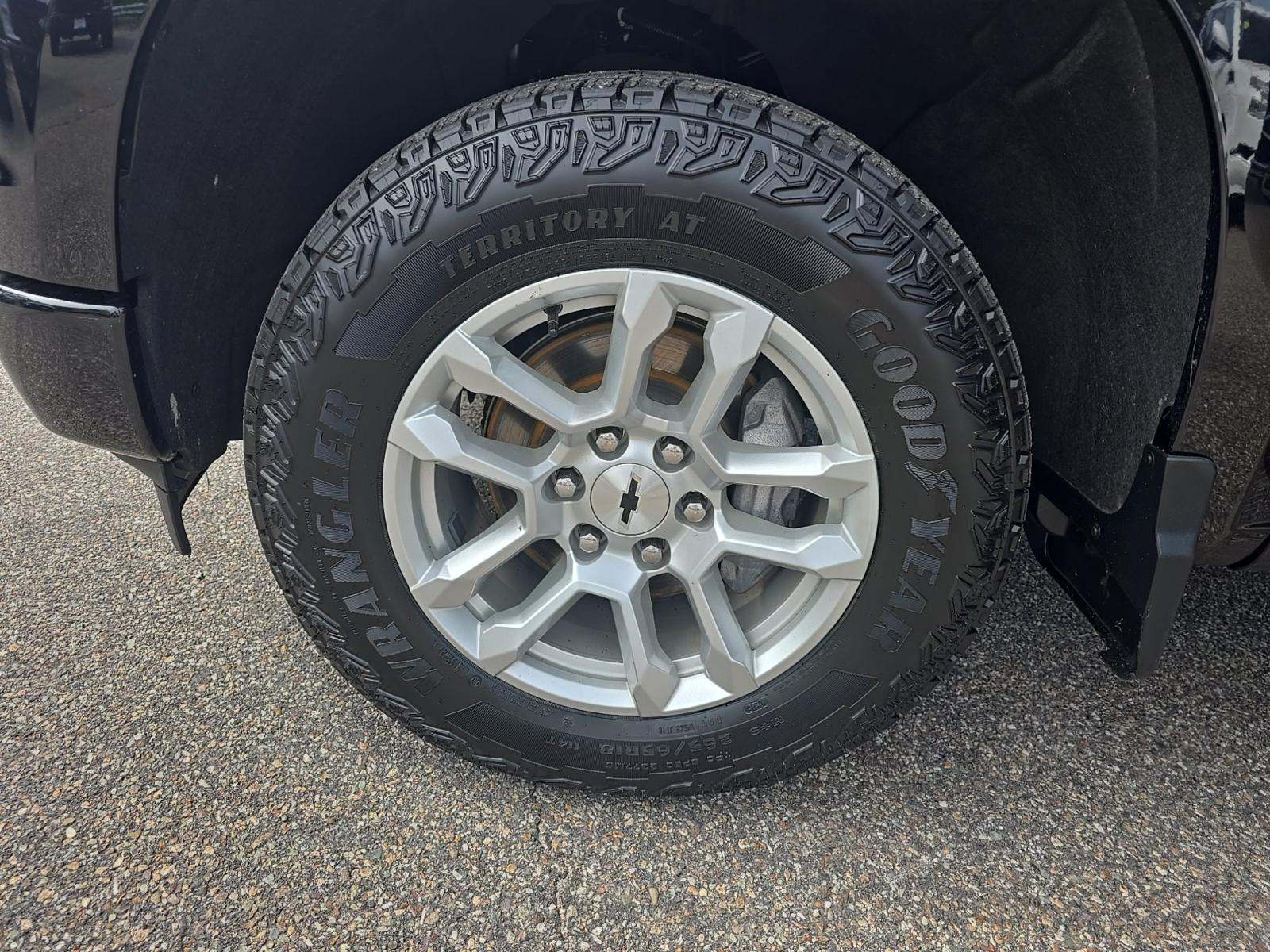 2023 Chevrolet Silverado 1500 RST AWD
