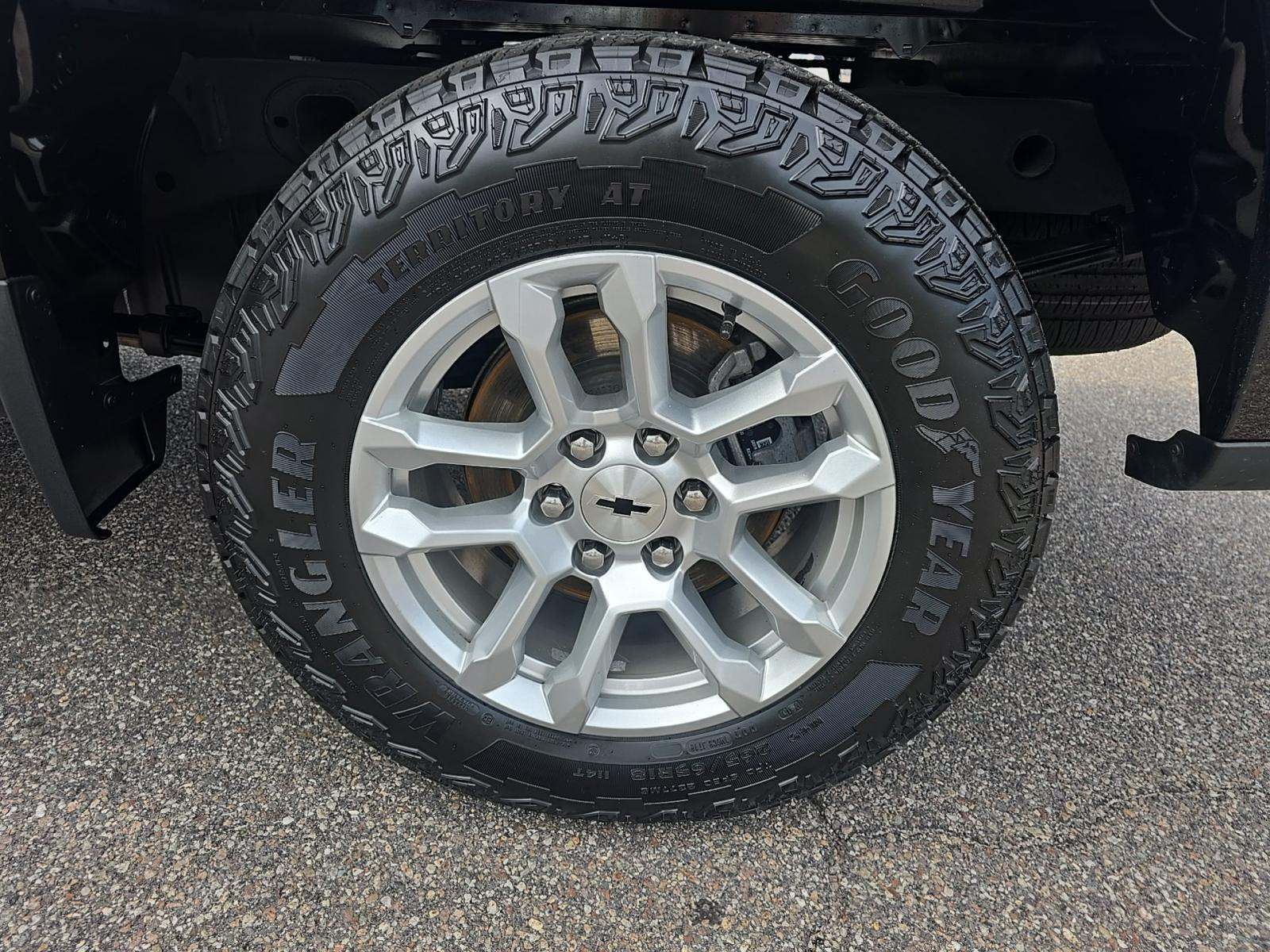 2023 Chevrolet Silverado 1500 RST AWD