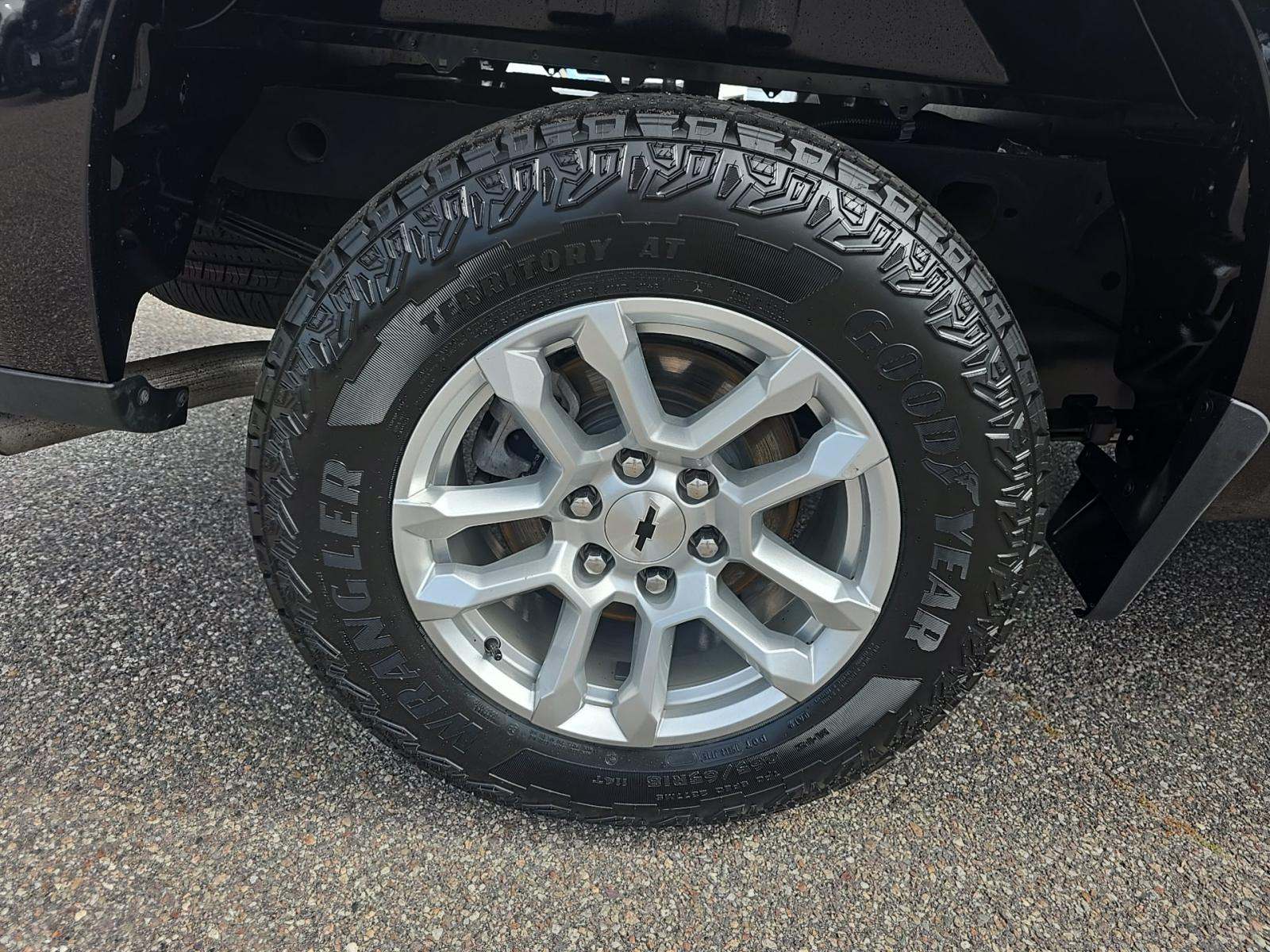2023 Chevrolet Silverado 1500 RST AWD