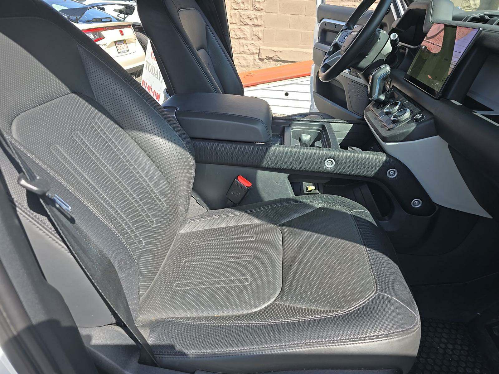 2022 Land Rover Defender 110 X-Dynamic HSE AWD