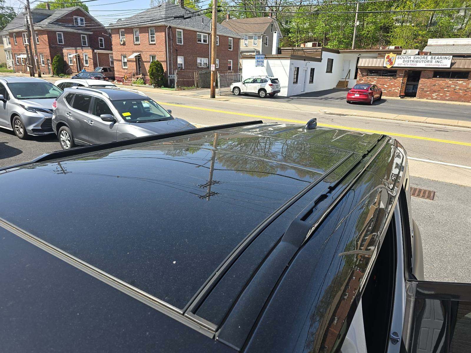 2022 Land Rover Defender 110 X-Dynamic HSE AWD