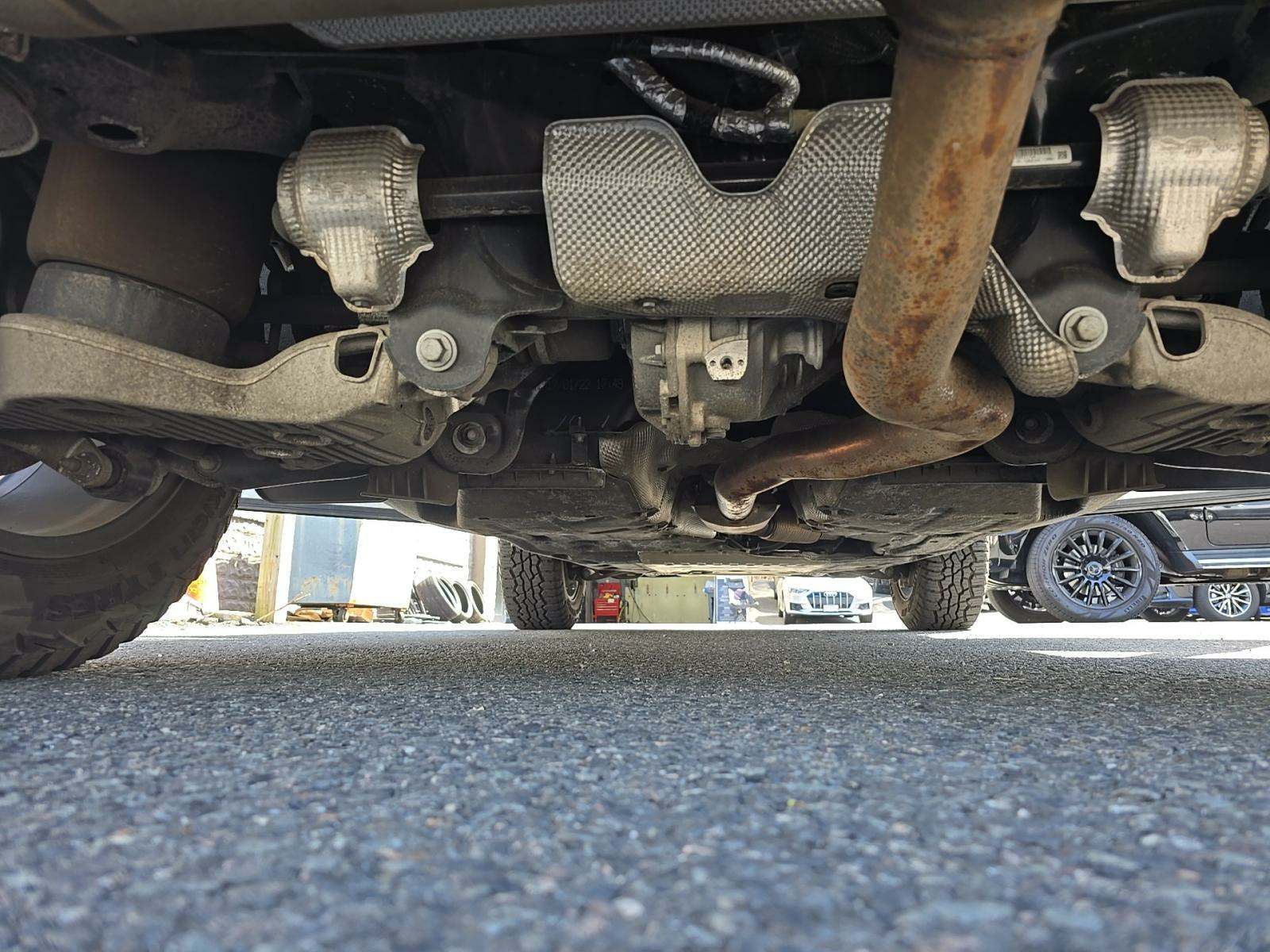 2022 Land Rover Defender 110 X-Dynamic HSE AWD