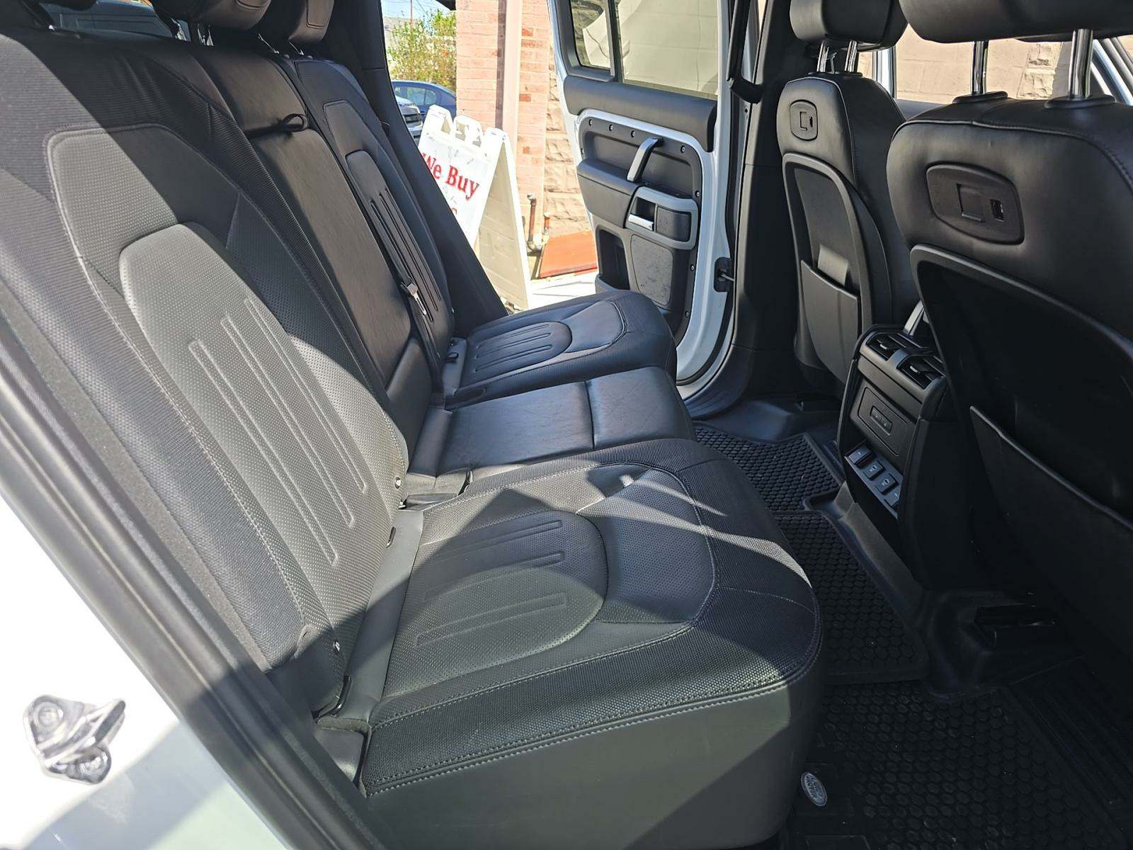 2022 Land Rover Defender 110 X-Dynamic HSE AWD