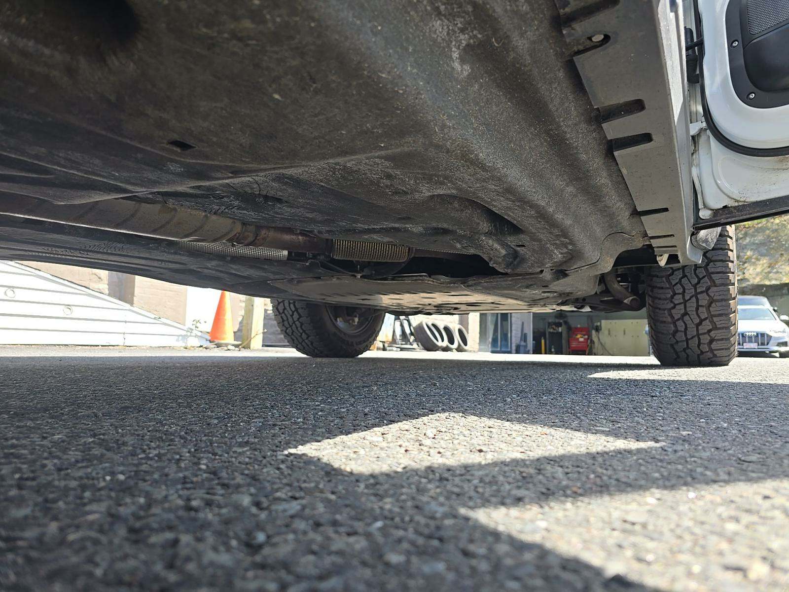 2022 Land Rover Defender 110 X-Dynamic HSE AWD