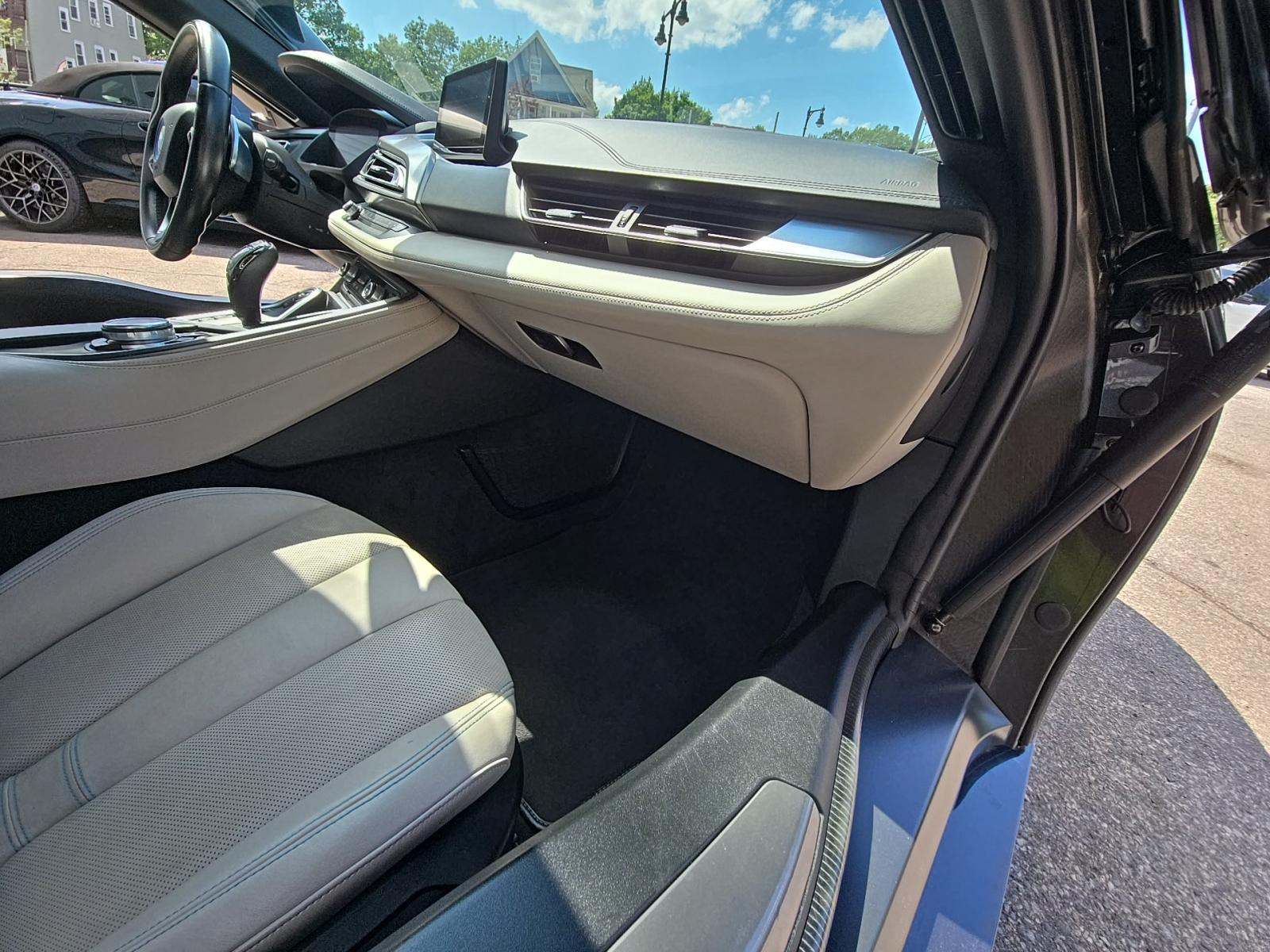 2015 BMW i8 Base AWD