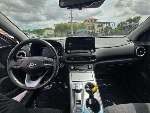 2023 Hyundai Kona EV SEL FWD