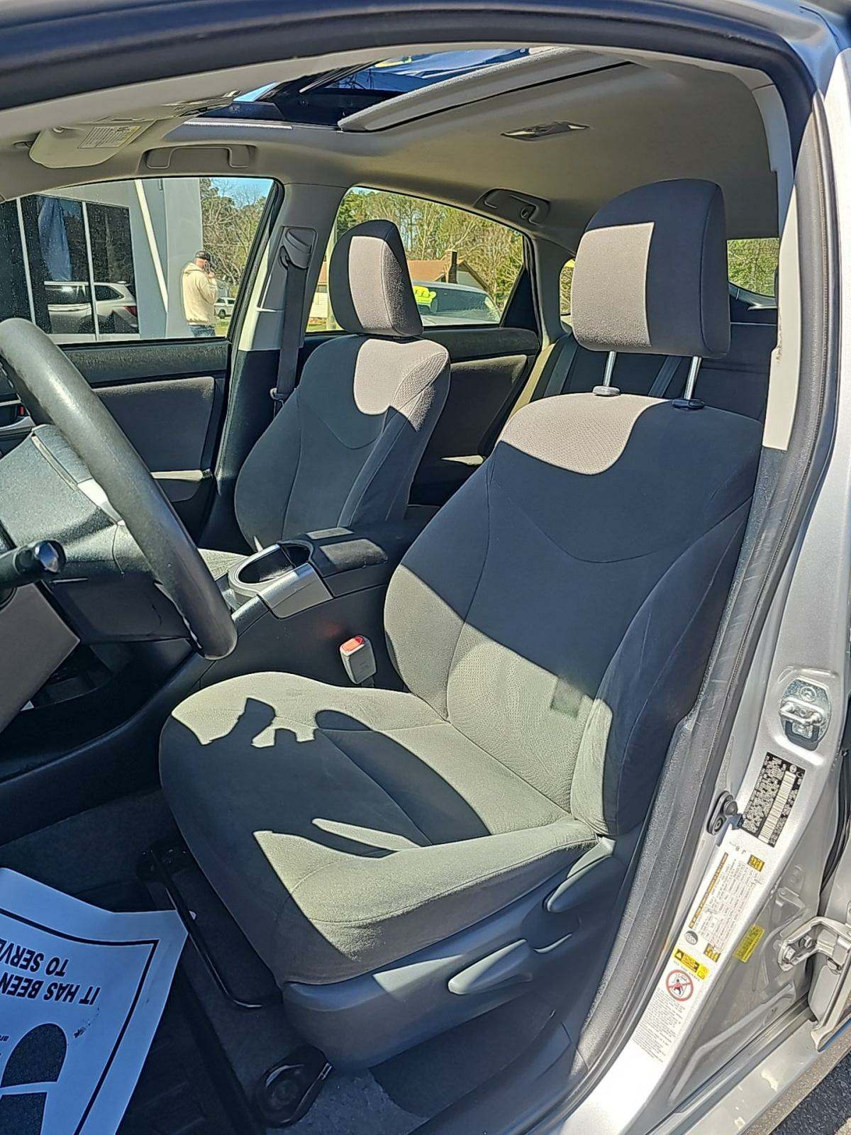 2015 Toyota Prius Three FWD