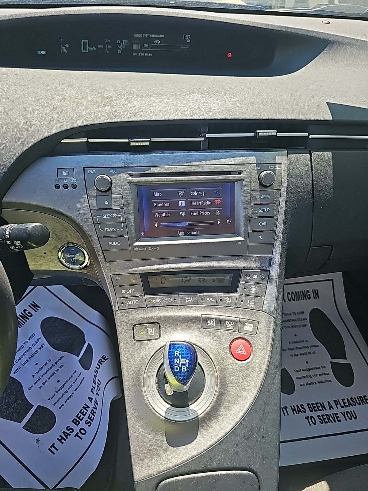 2015 Toyota Prius Three FWD