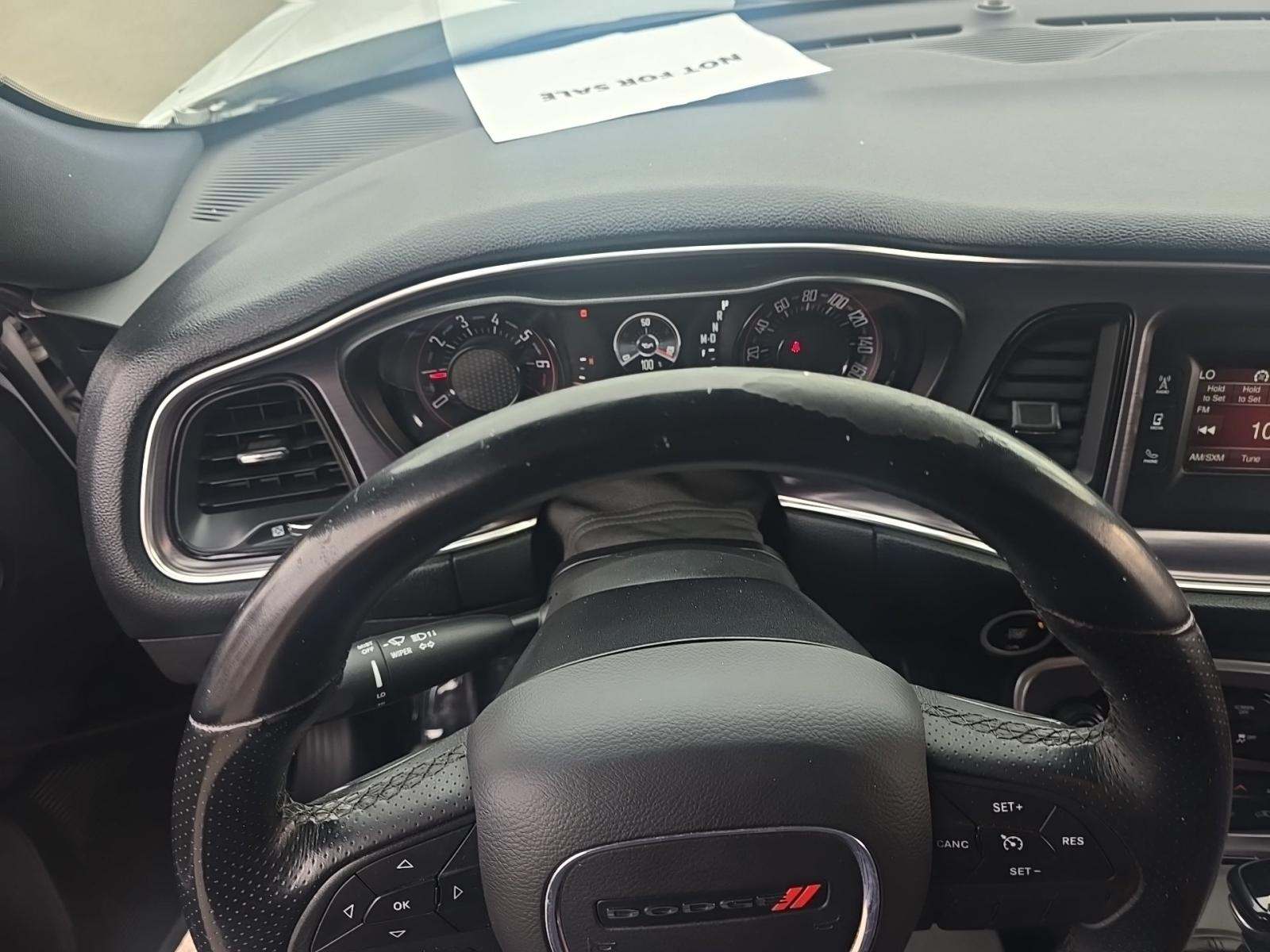 2017 Dodge Challenger SXT RWD