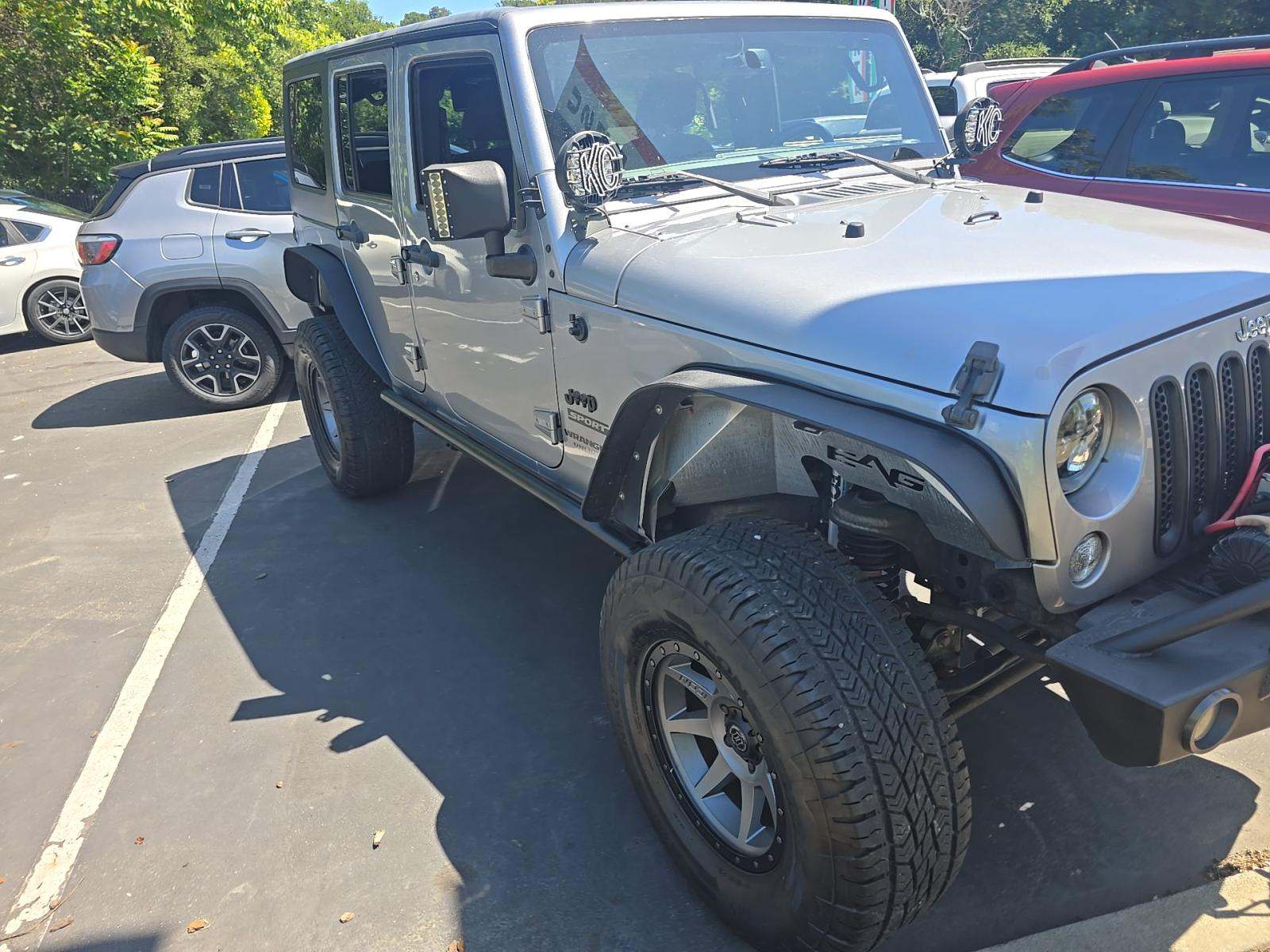 JEEP WRANGLER - 4