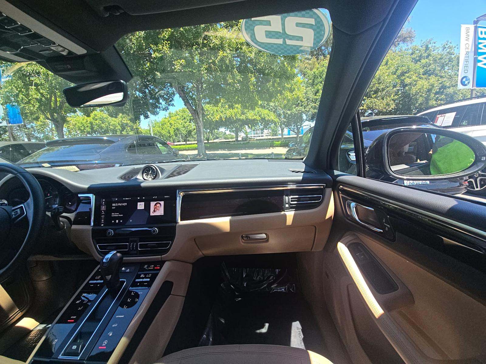 2025 Porsche Macan Base AWD