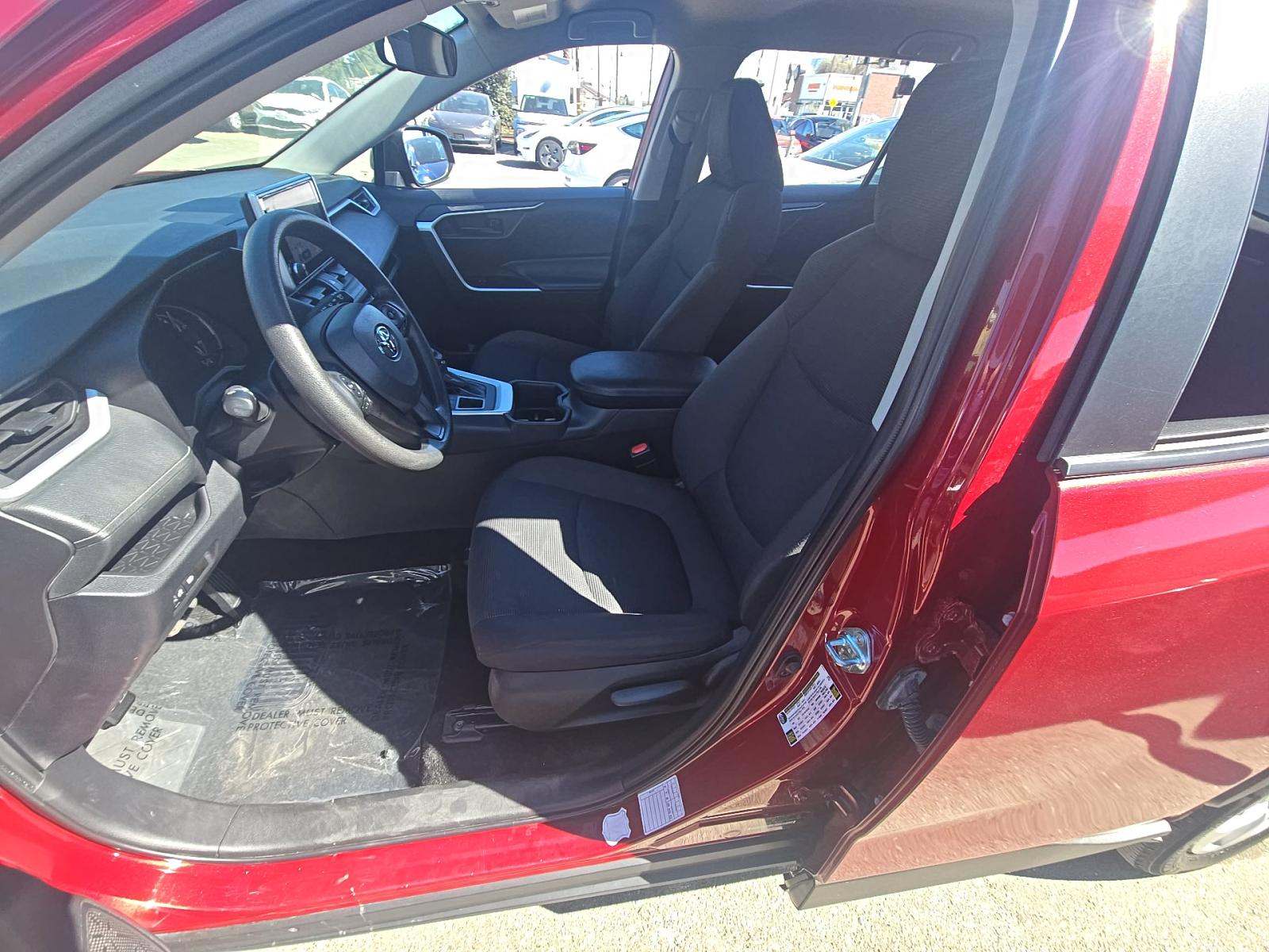 2024 Toyota RAV4 LE AWD