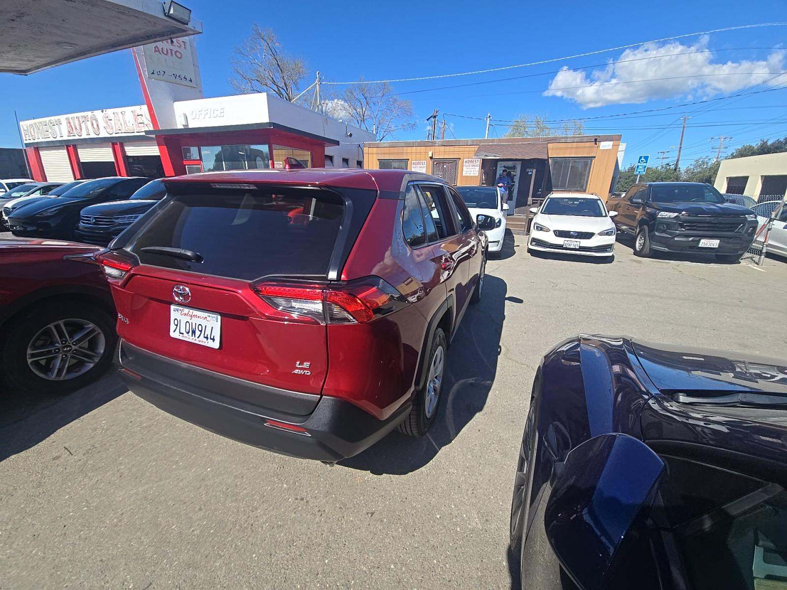 2024 Toyota RAV4 LE AWD