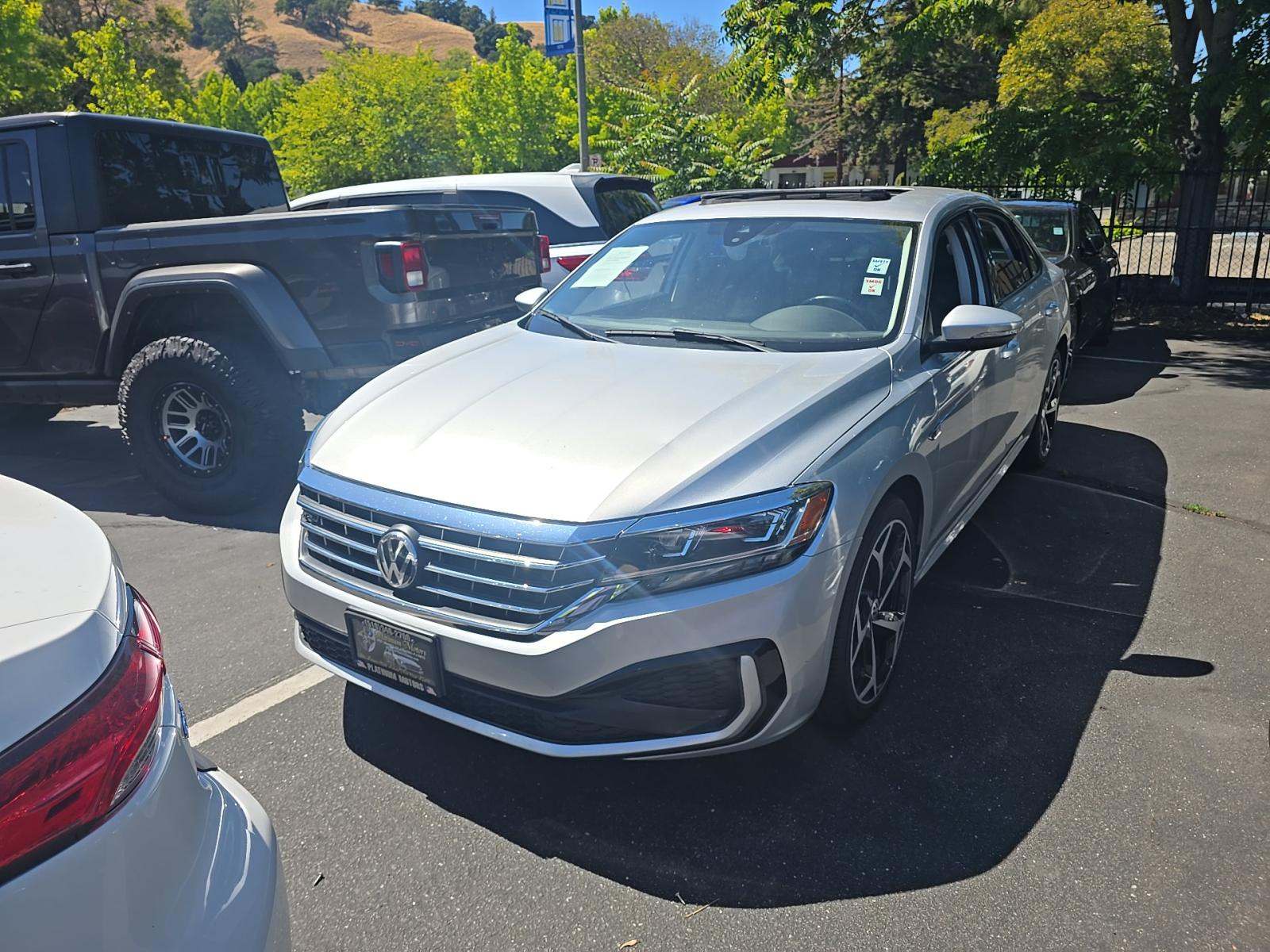 2020 Volkswagen Passat 2.0T R-Line FWD