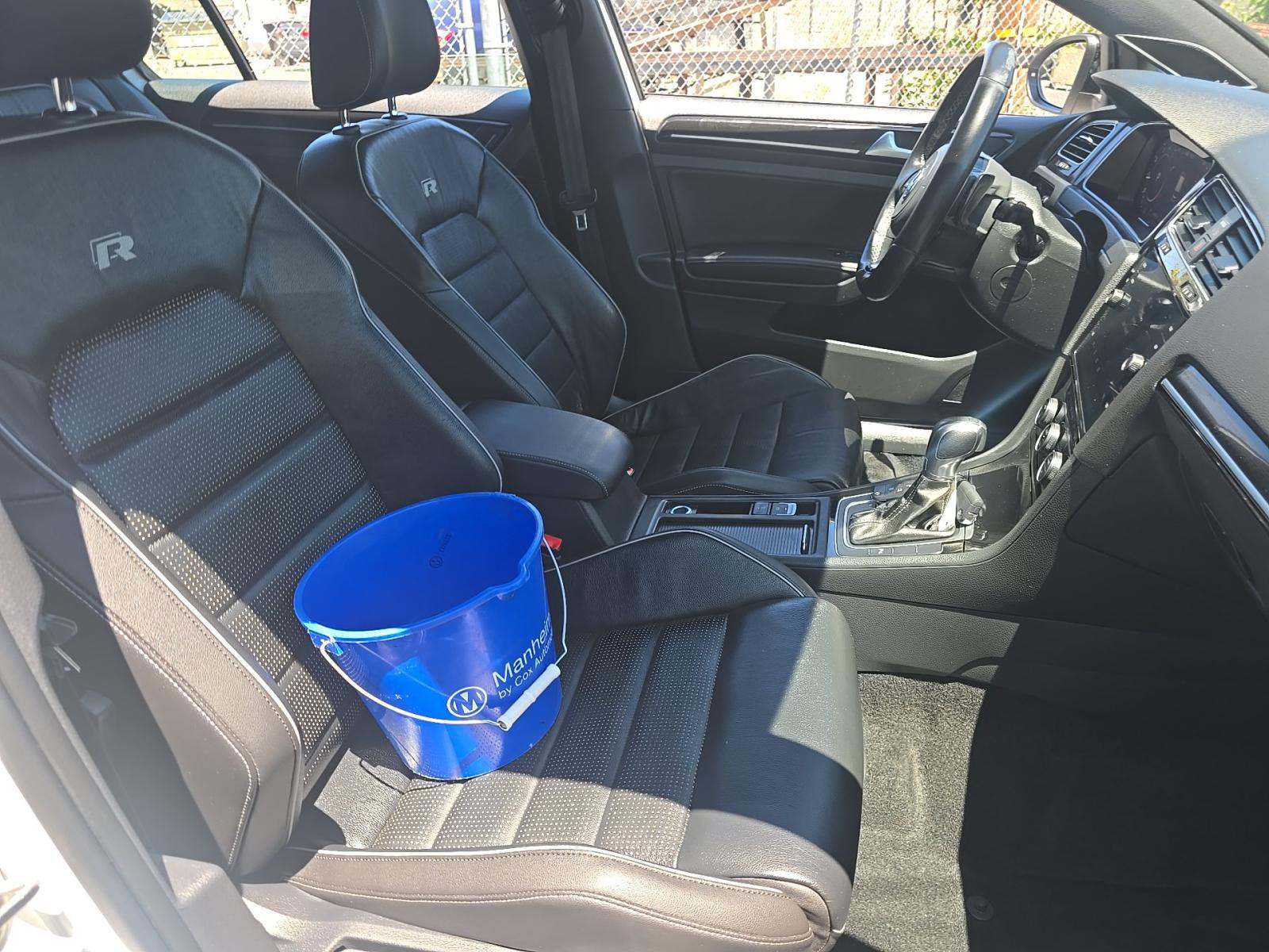 2019 Volkswagen Golf R 2.0T AWD