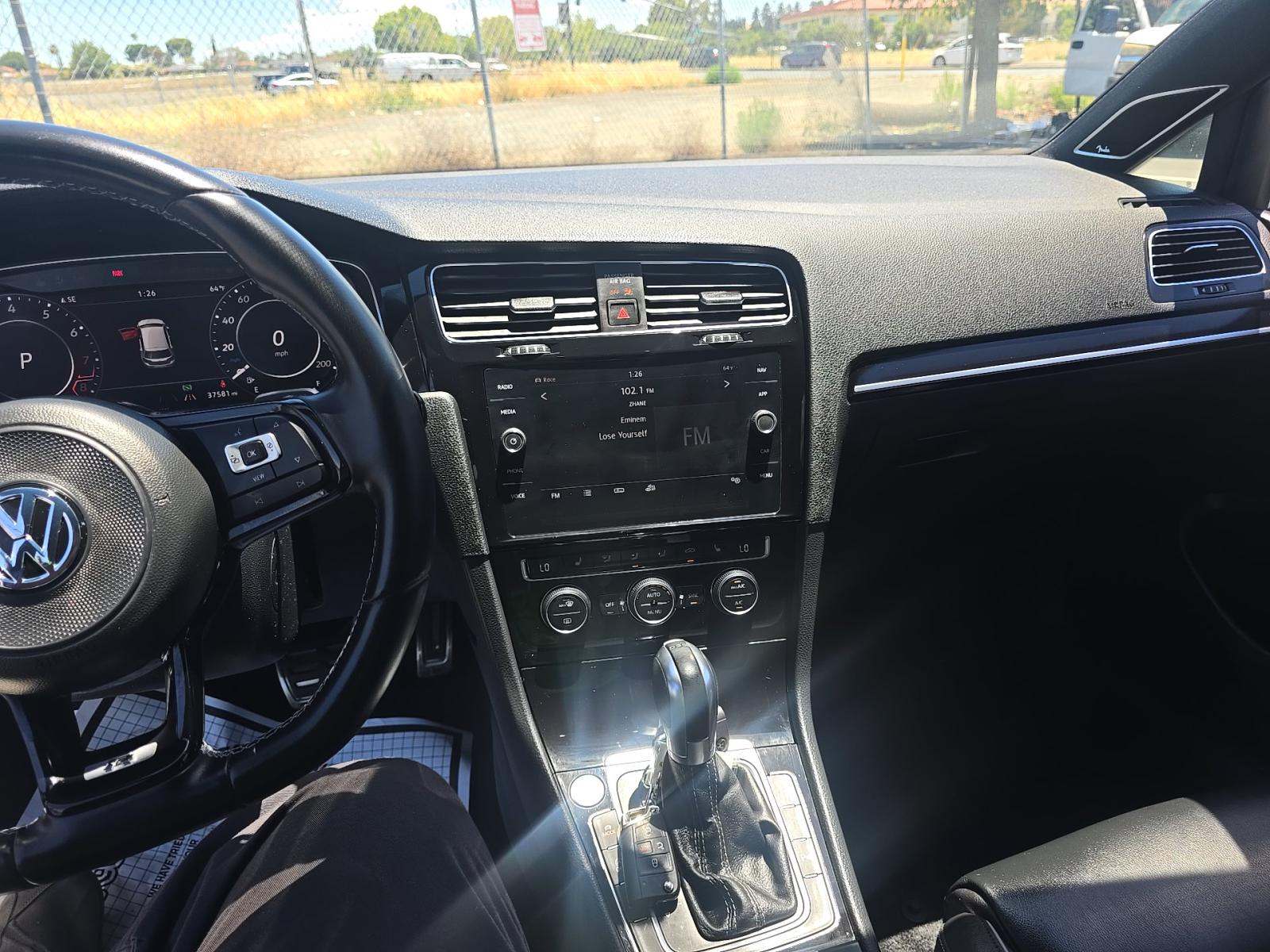 2019 Volkswagen Golf R 2.0T AWD