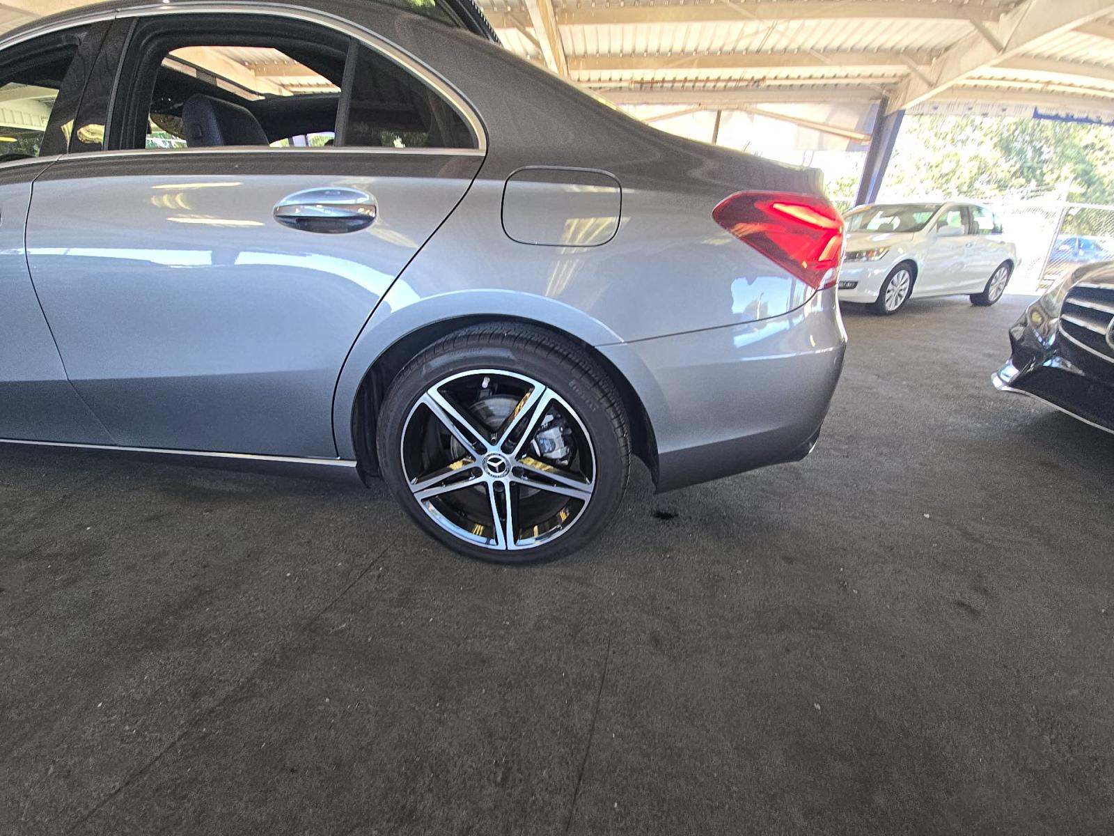 2019 Mercedes-Benz A-Class A 220 FWD
