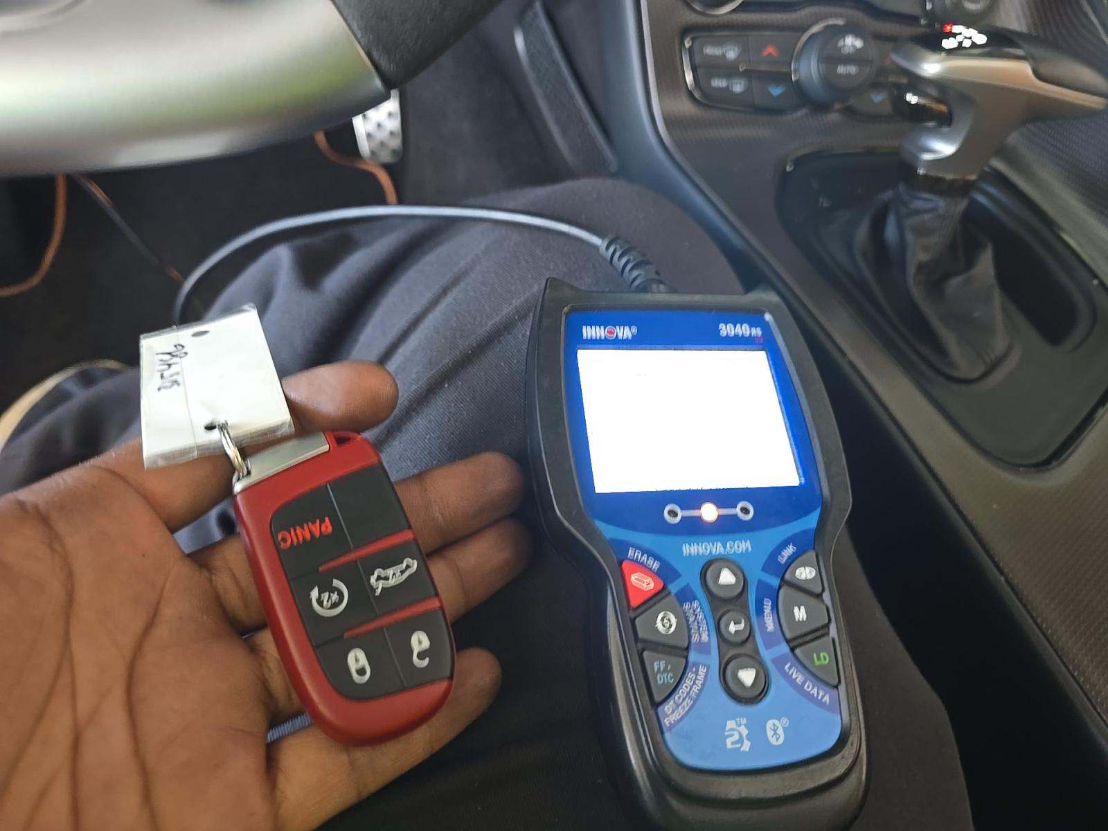 DODGE CHALLENGER - 8