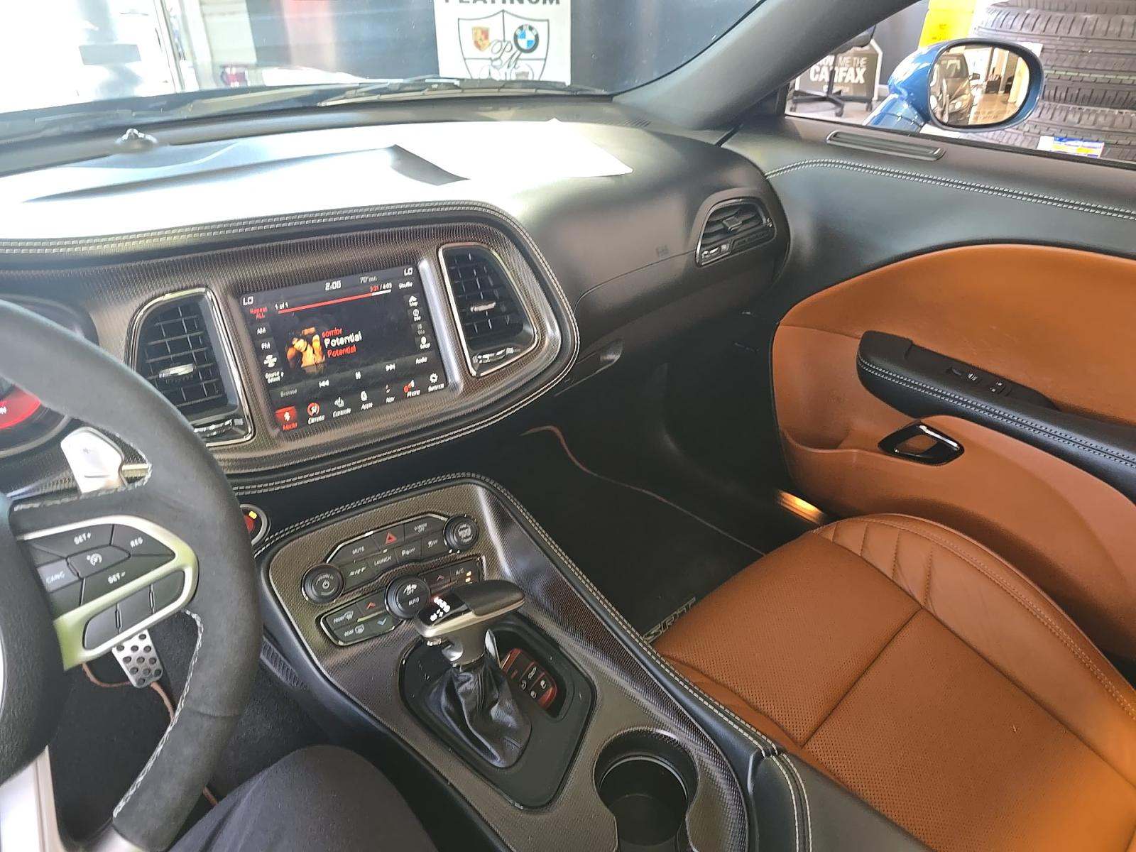 DODGE CHALLENGER - 10