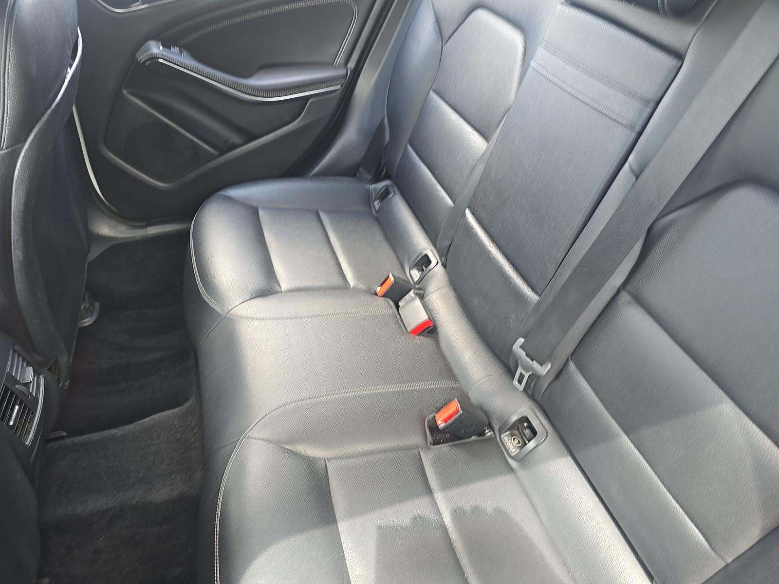 MERCEDES-BENZ GLA-CLASS - 9