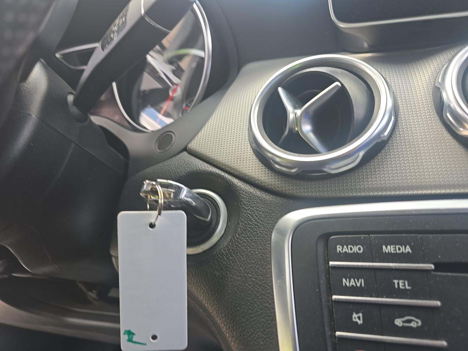 MERCEDES-BENZ GLA-CLASS - 4