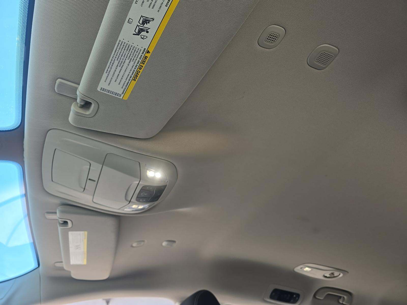 CHRYSLER VOYAGER - 7