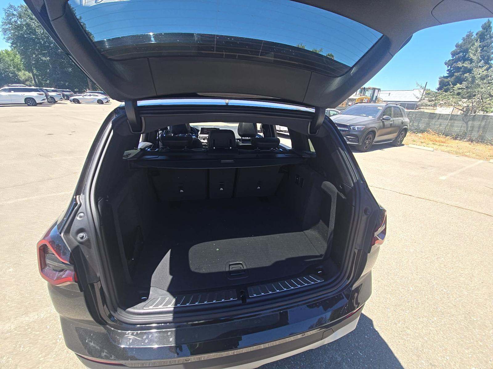 2023 BMW X3 sDrive30i RWD