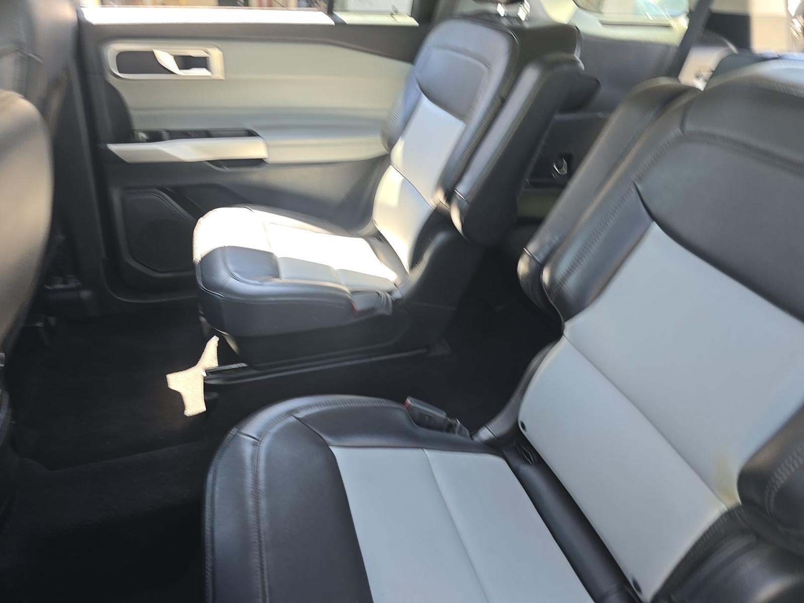 FORD EXPLORER - 9