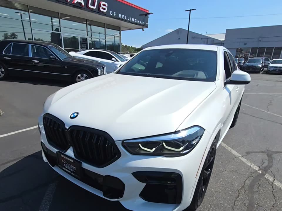 2022 BMW X6 xDrive40i AWD
