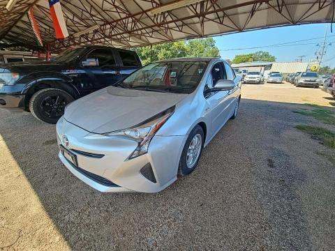 2016 Toyota Prius Three FWD