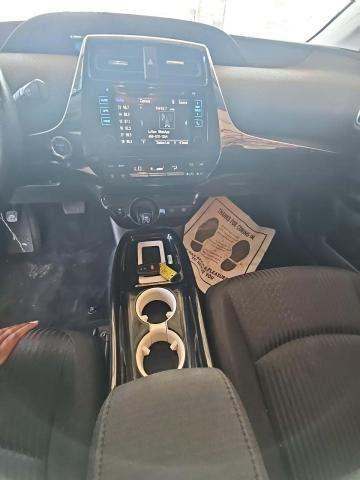 2016 Toyota Prius Three FWD