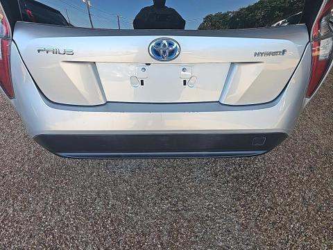 2016 Toyota Prius Three FWD