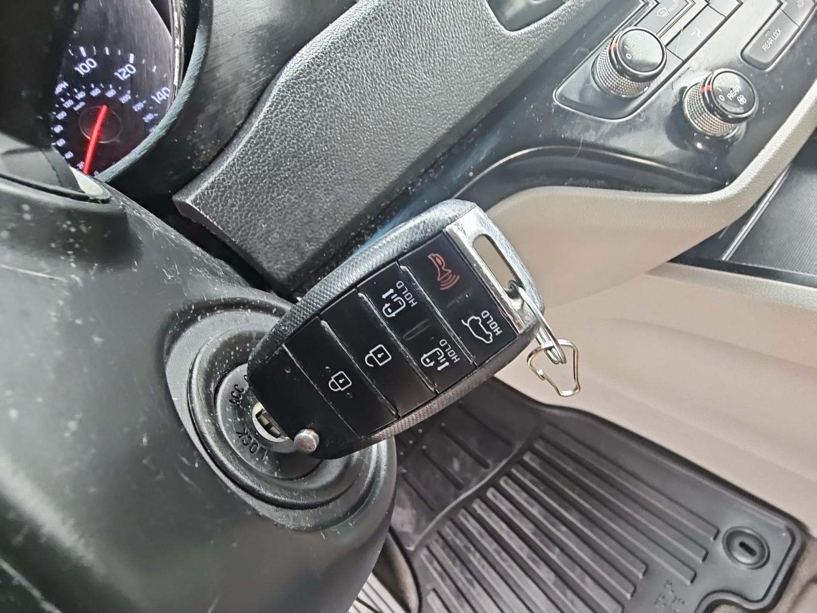 2020 Kia Sedona LX FWD