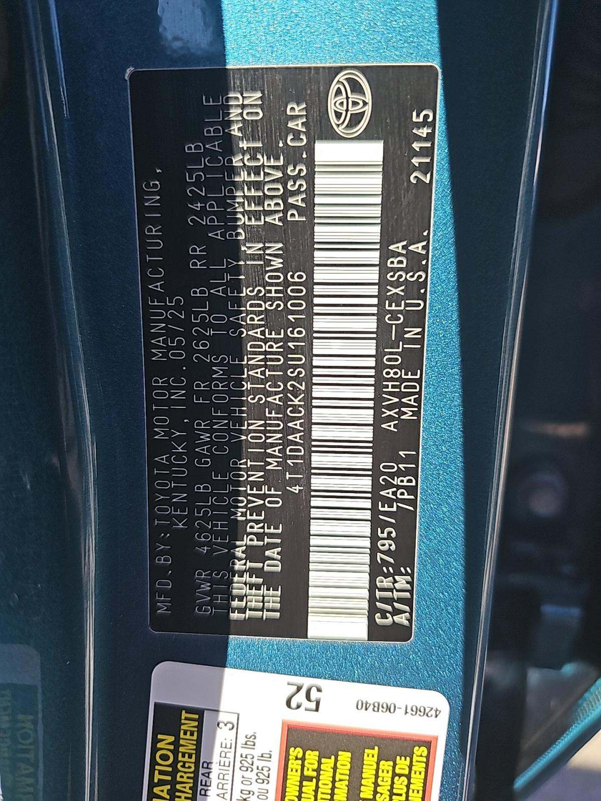 2025 Toyota Camry SE FWD